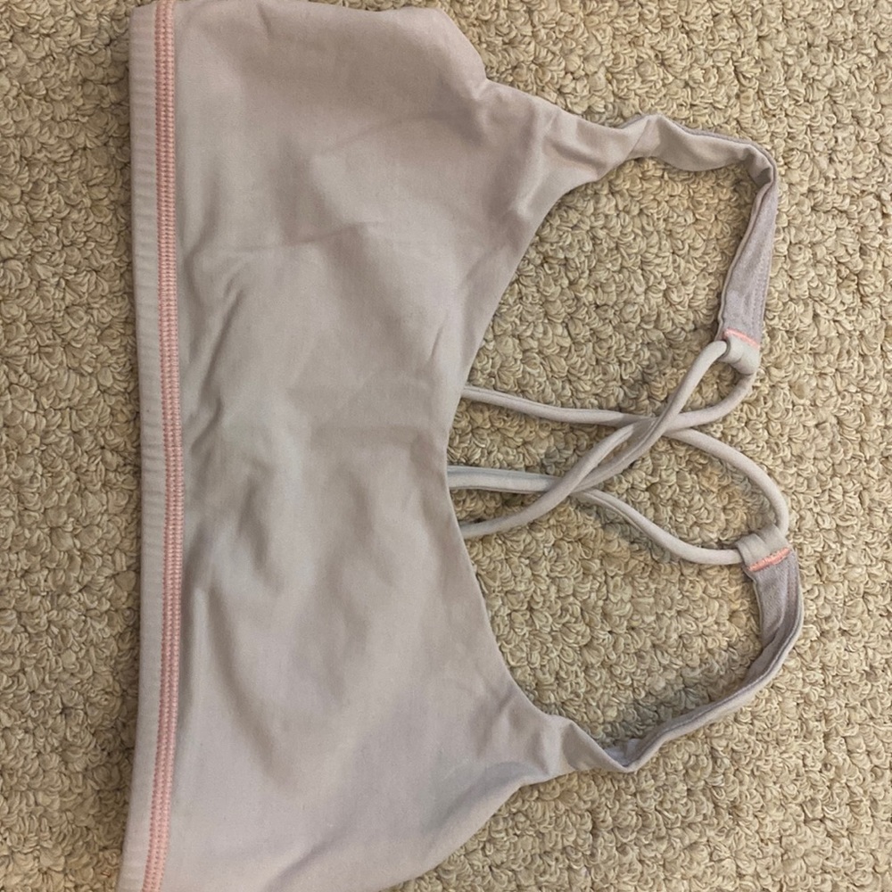 Lululemon sports bra